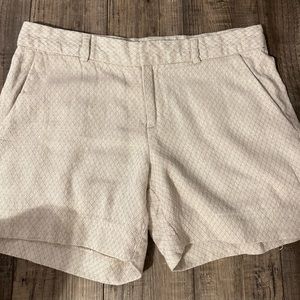 BANANA REPUBLIC cream/white classic SHORTS 2 worn once